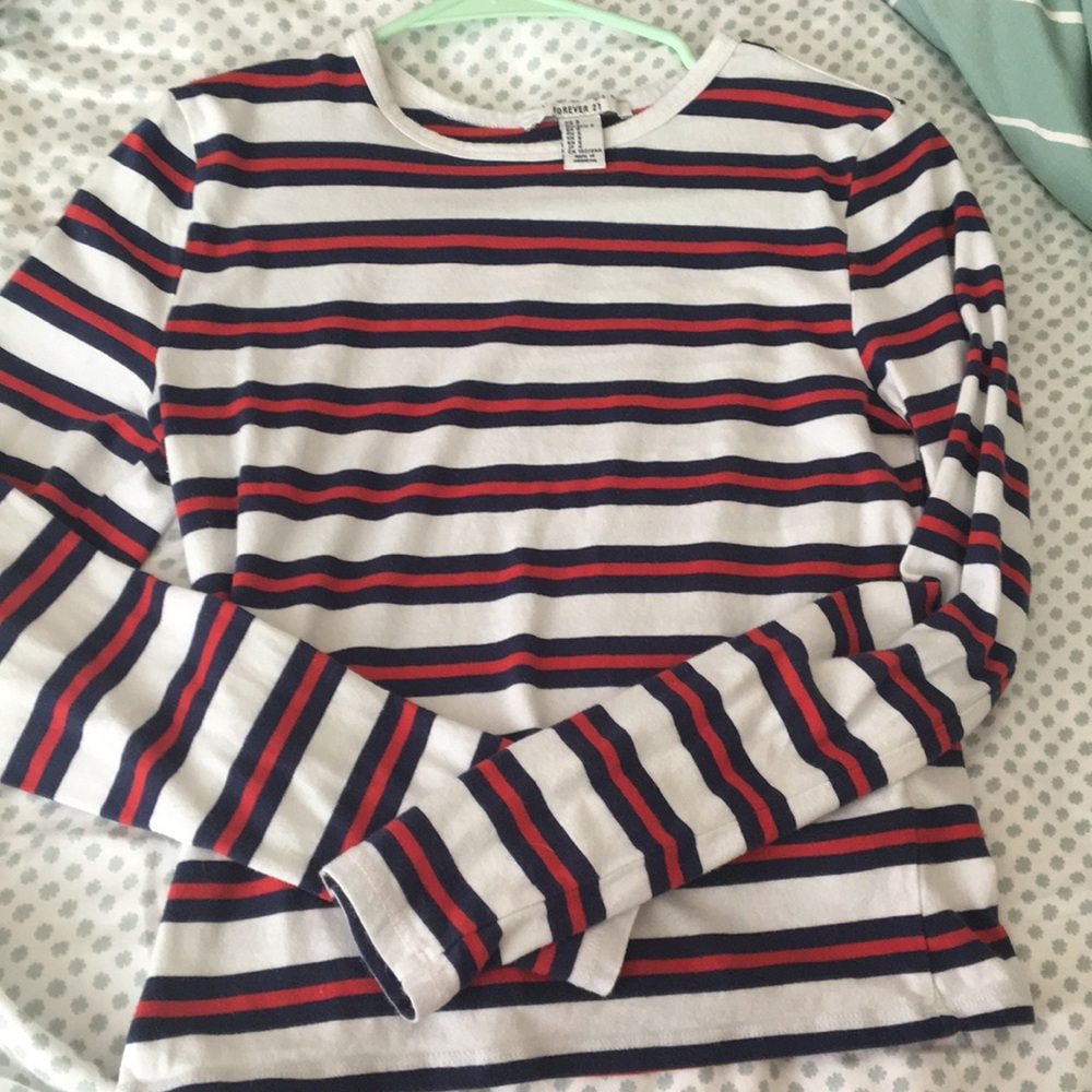 cute long sleeve tee!